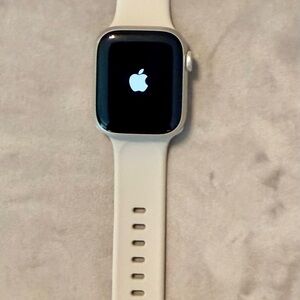 Apple Watch series 6 bundle, 40mm Silver gps
